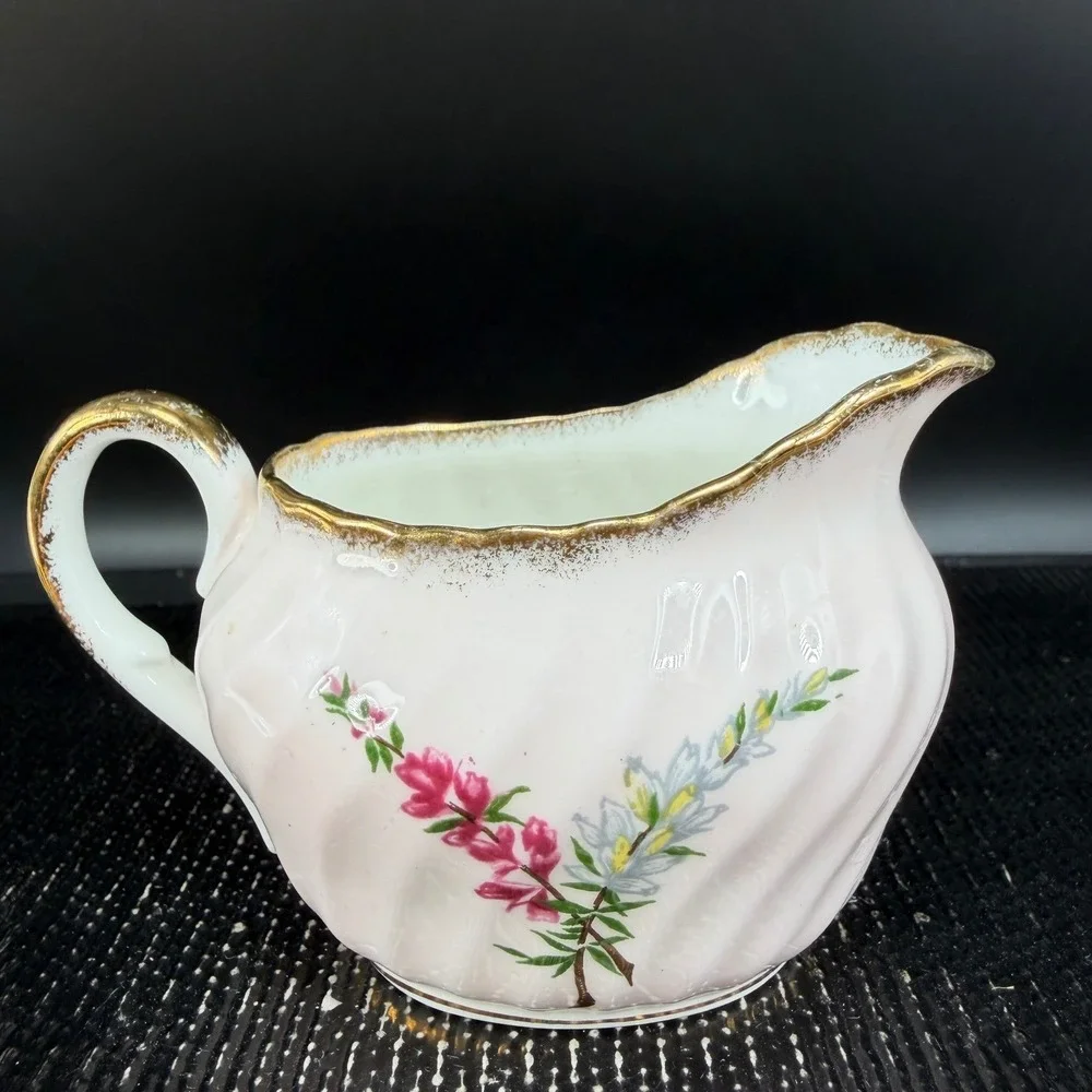 Foley EB 1850 Pink Floral Bone China Creamer Gold Trim Swirl Ribbed‎ England